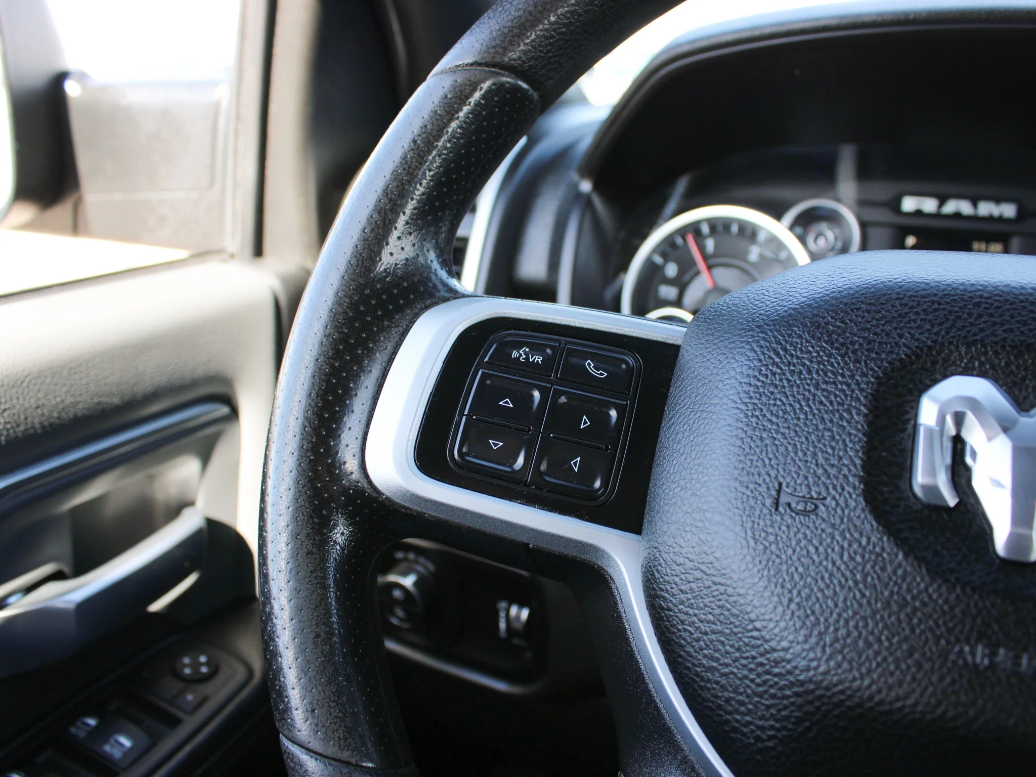Certified Used 2022 Black RAM Big Horn * Cummins Diesel | Apple CarPlay | Remote Start | Protection Group | Backup Camera image 17