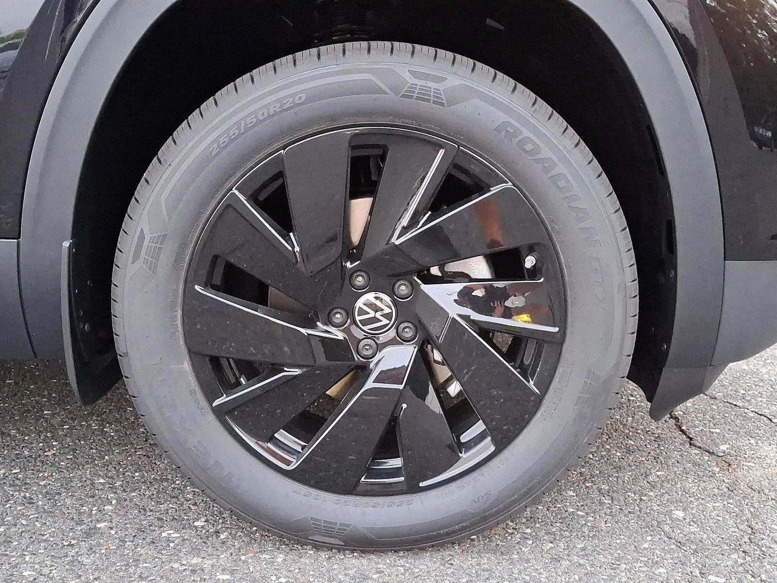 2026 Volkswagen Atlas SE w/Tech - Photo 8