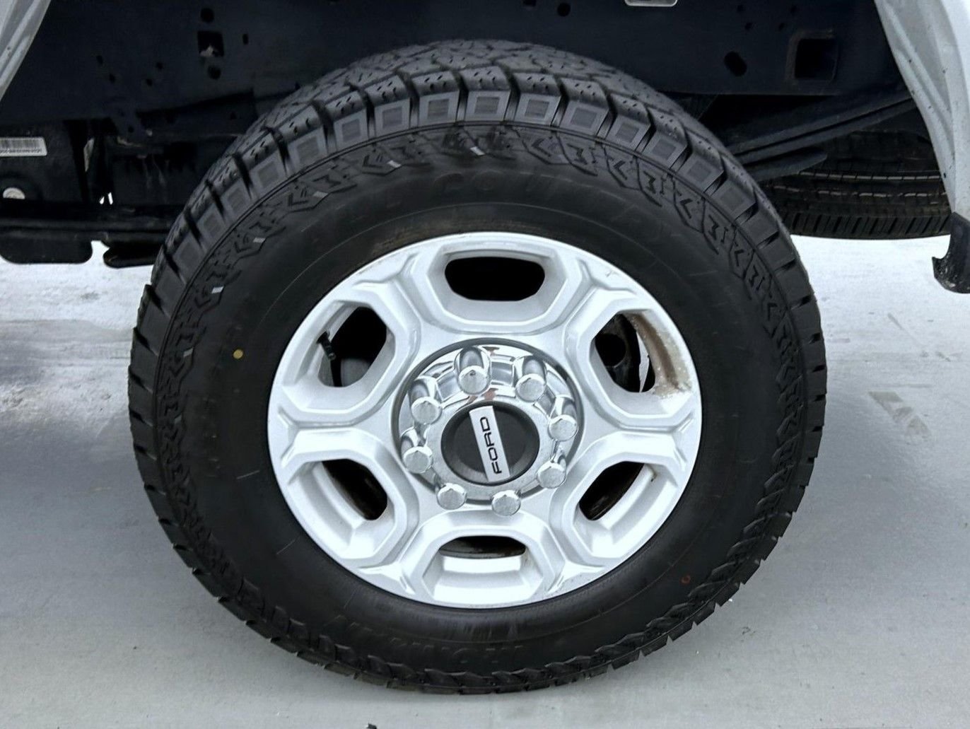 Used 2025 White Ford XLT image 23