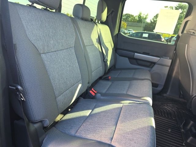 Used 2025 Gray Metallic Ford XL image 13