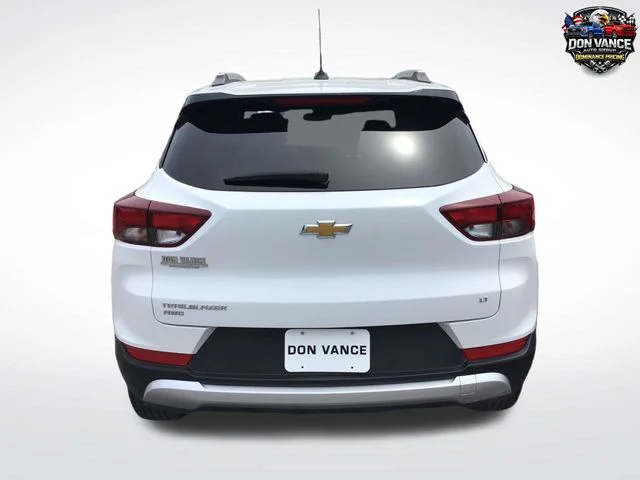 Used 2025 White Chevrolet LT image 4