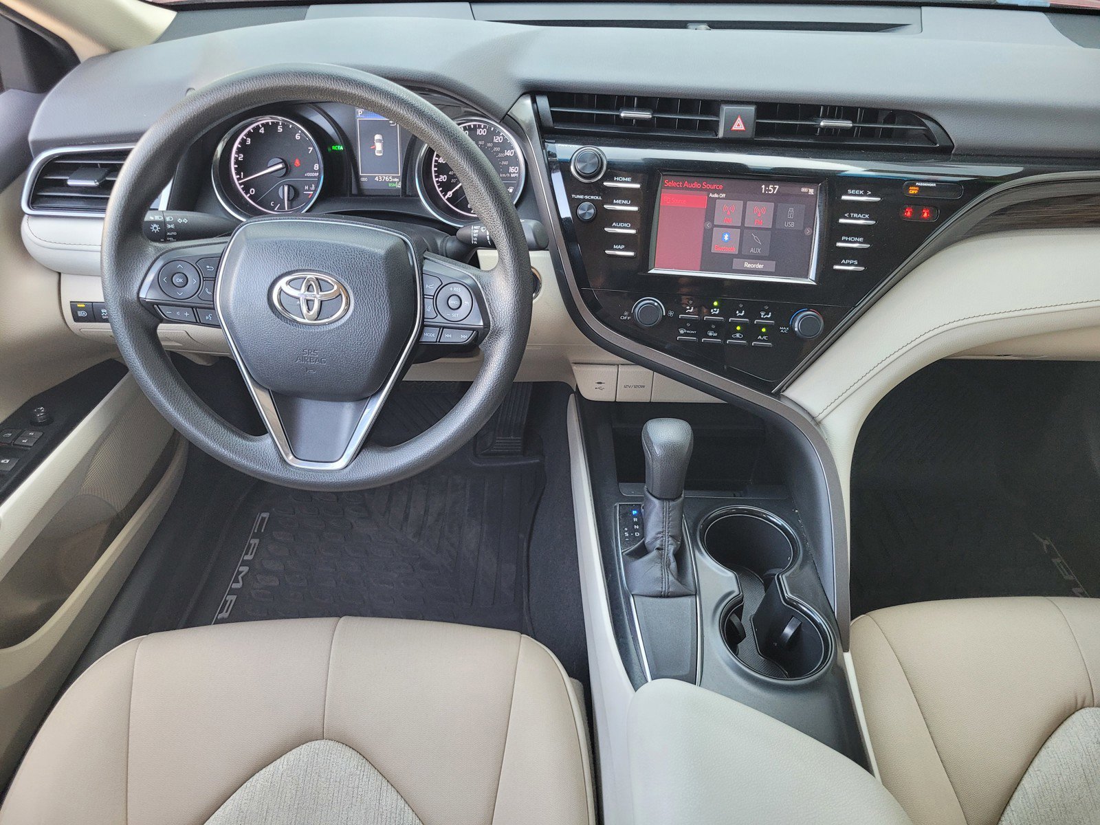 Used 2019 Red Toyota  image 11