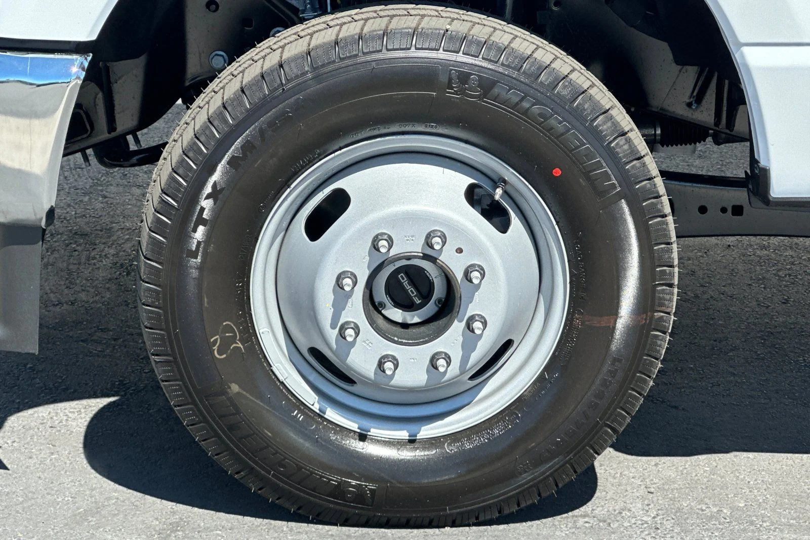 New 2026 Oxford White Ford F-350® XLT image 24
