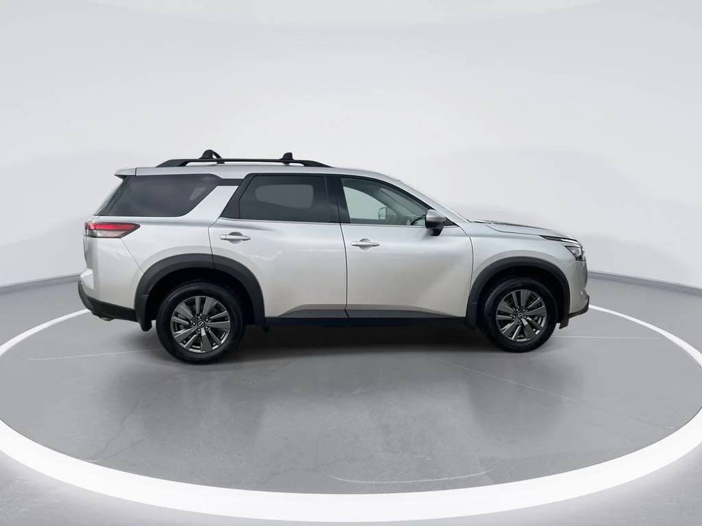 Used 2024 Silver Nissan SV image 9