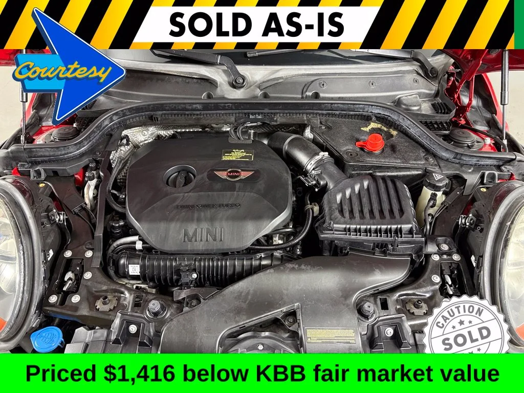Used 2015 Red MINI Base image 35
