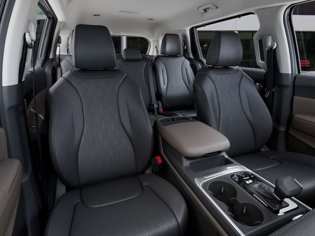 New 2026 Ceramic Silver Kia EX image 15