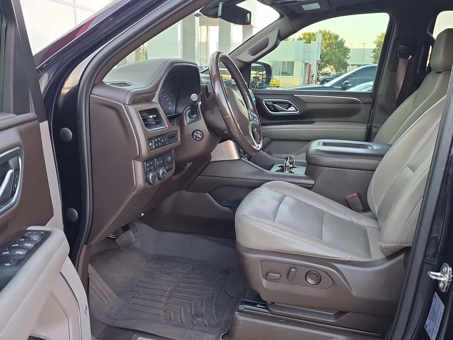 Used 2021 Midnight Blue Metallic Chevrolet Z71 image 14