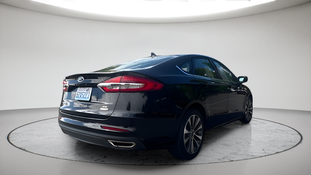 Used 2019 Black Ford SE image 3