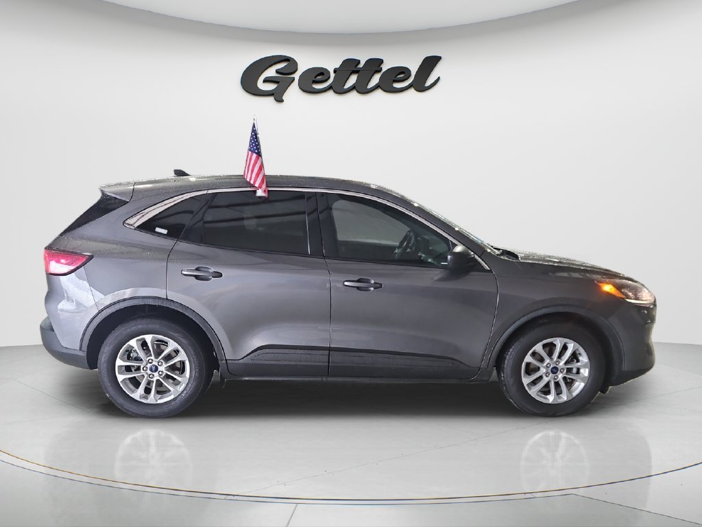 Used 2022 Gray Ford SE image 4