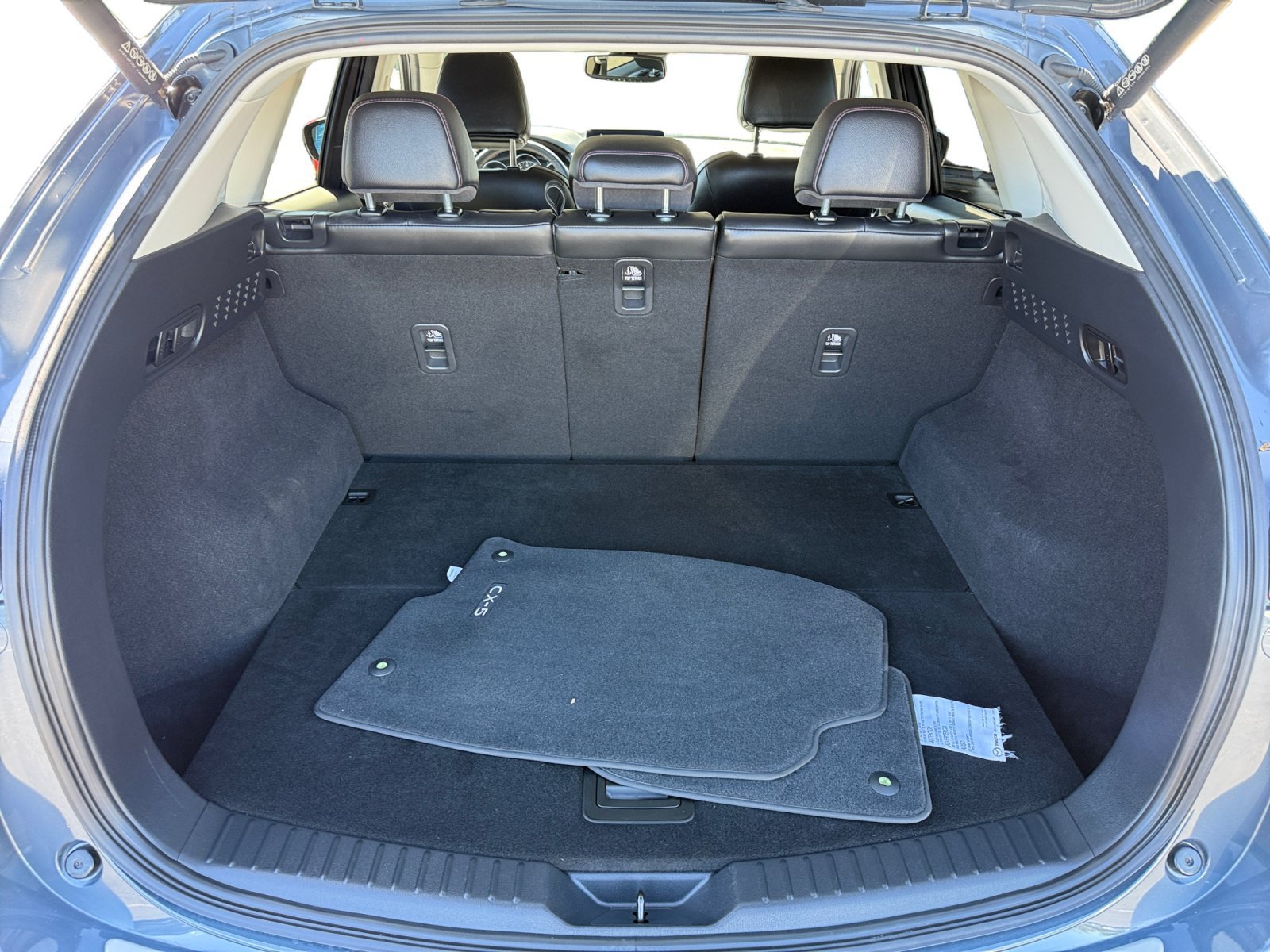 Certified Used 2023 Gray Mazda 2.5 S Carbon Edition image 17