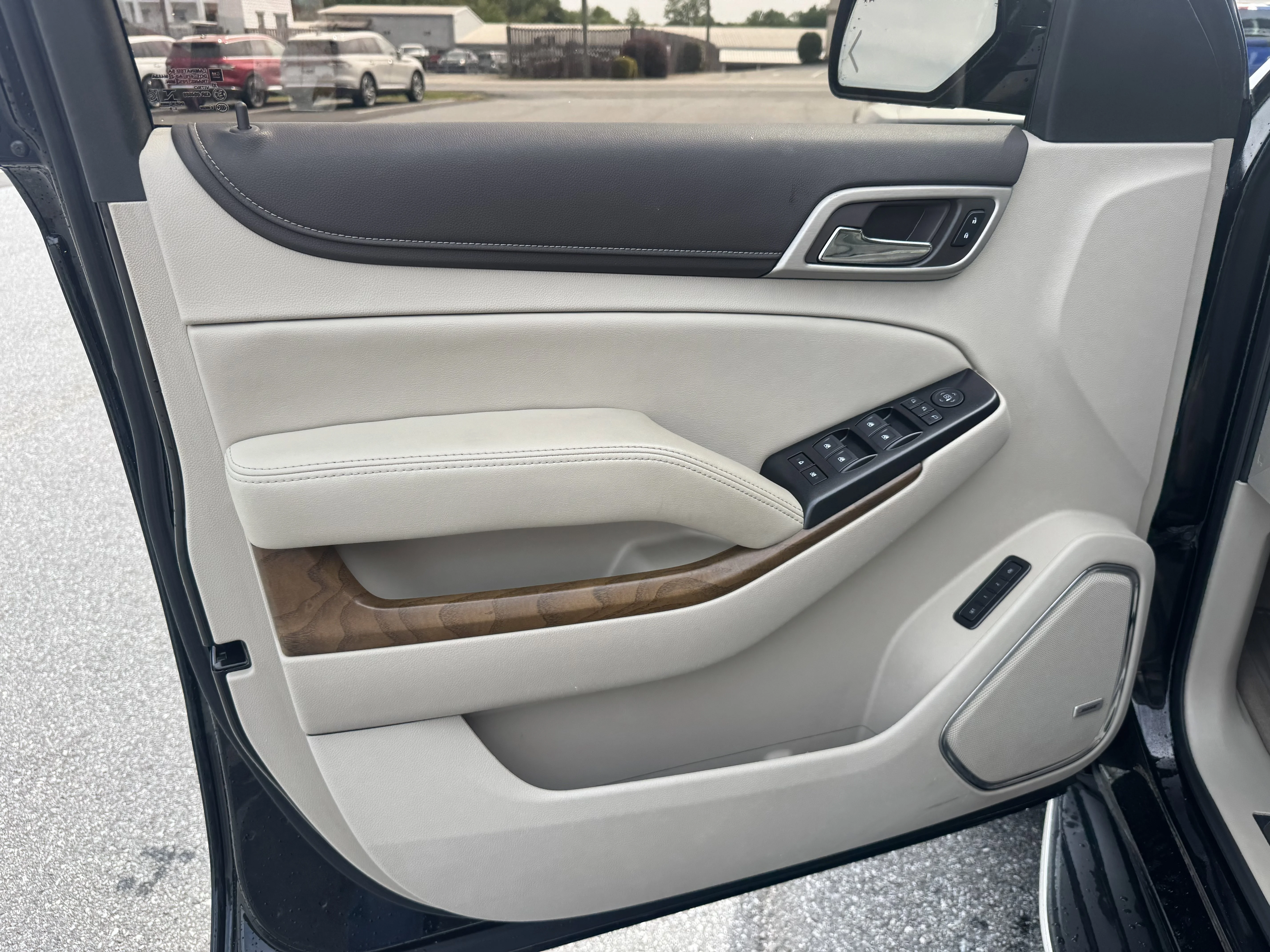 Used 2020 Onyx Black GMC Denali image 6