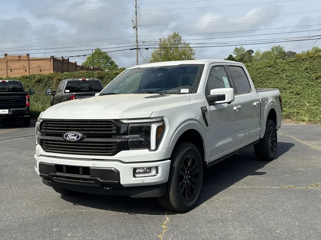 New 2026 White Ford Platinum image 3