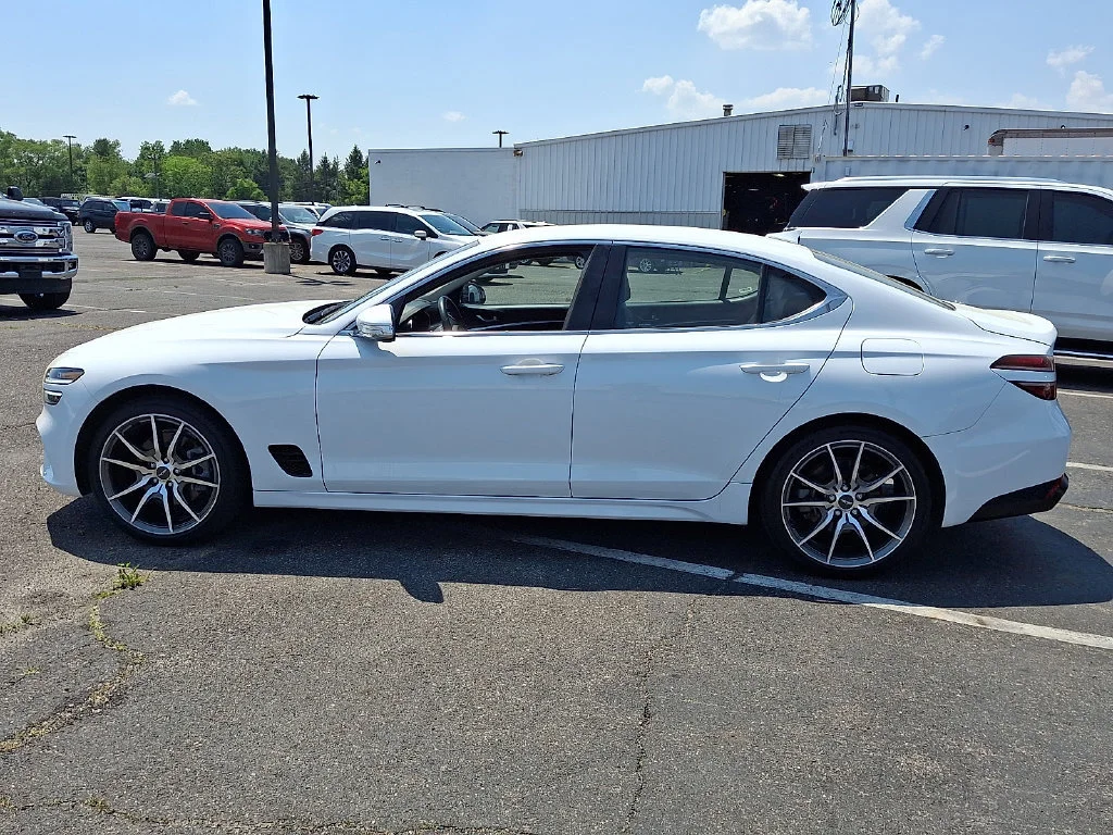 Used 2023 White Genesis 2.0T AWD image 7