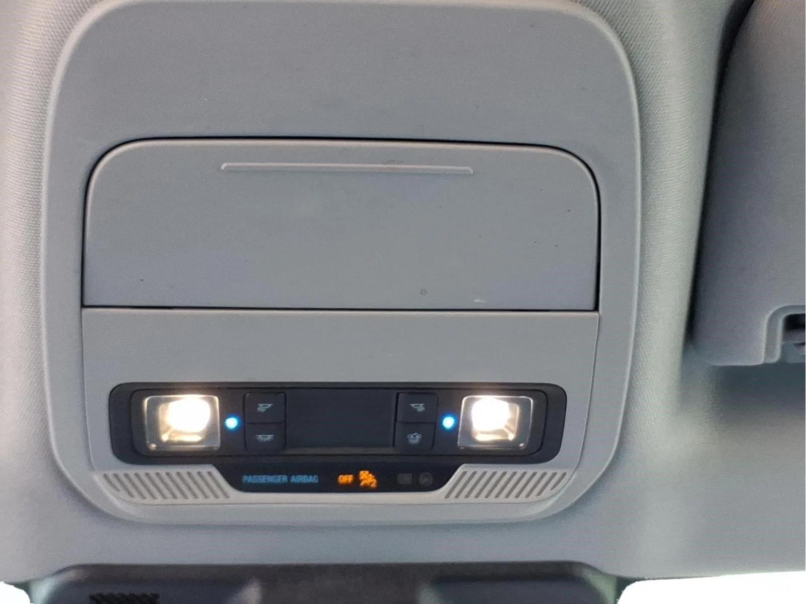 Used 2023  Ford XL image 13