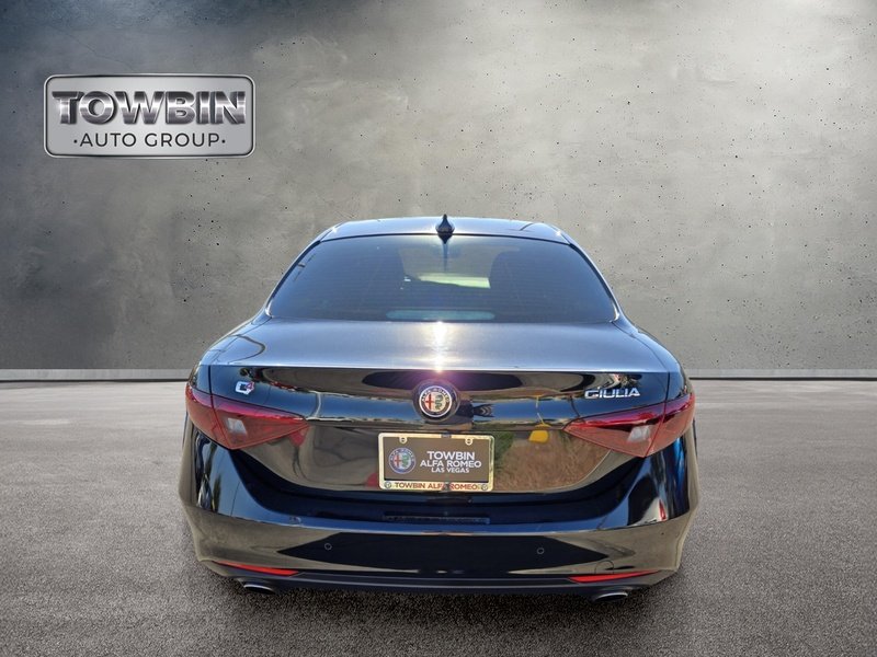 2018 Alfa Romeo Giulia Base - Photo 5
