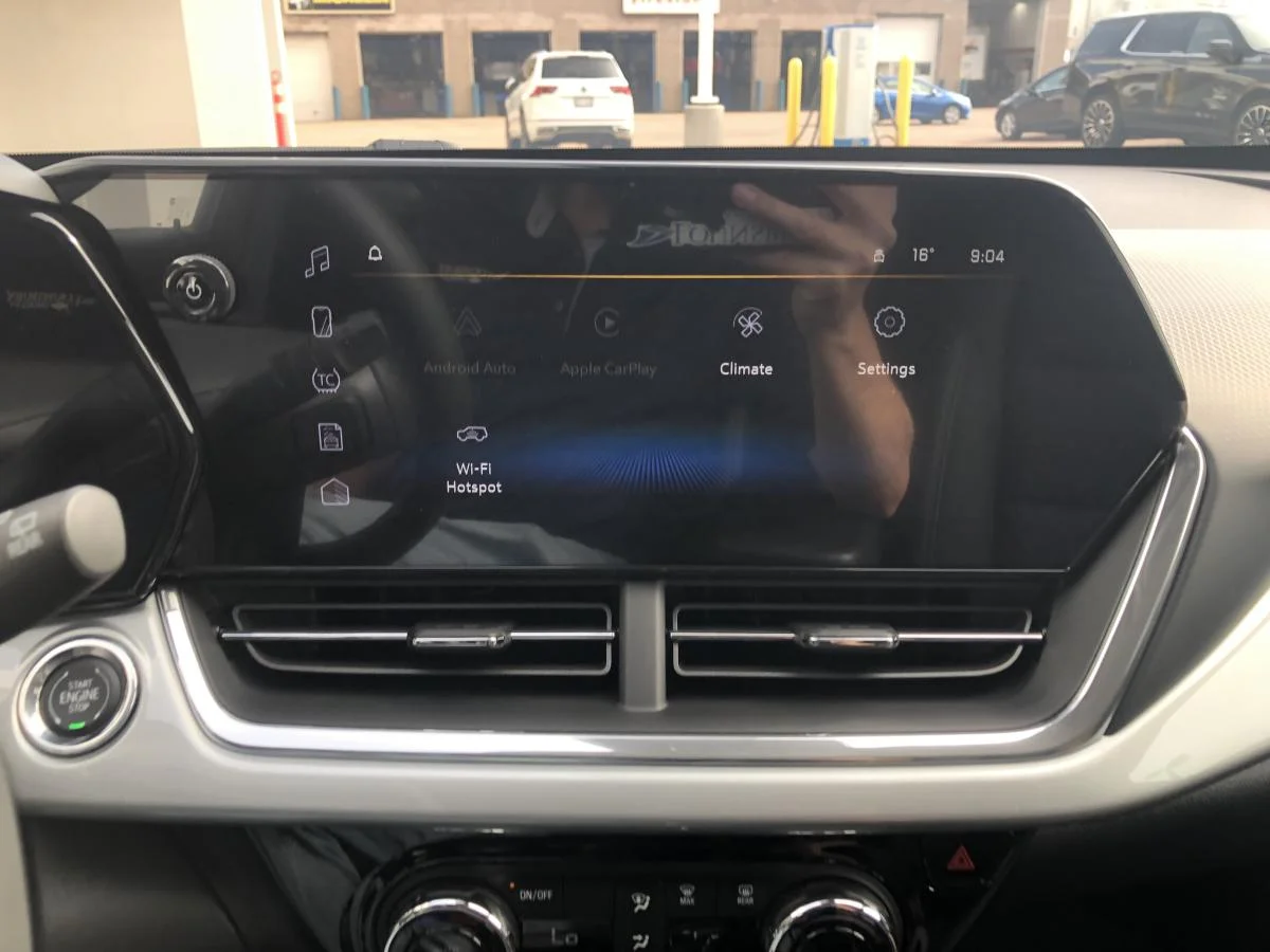 New 2026 Black Chevrolet Fwd 4dr Lt image 14