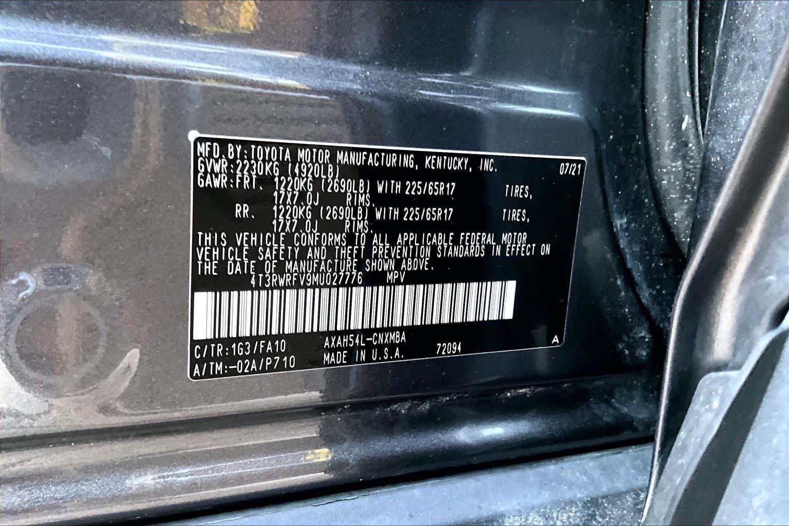 Used 2021 Magnetic Gray Metallic Toyota Hybrid XLE image 34