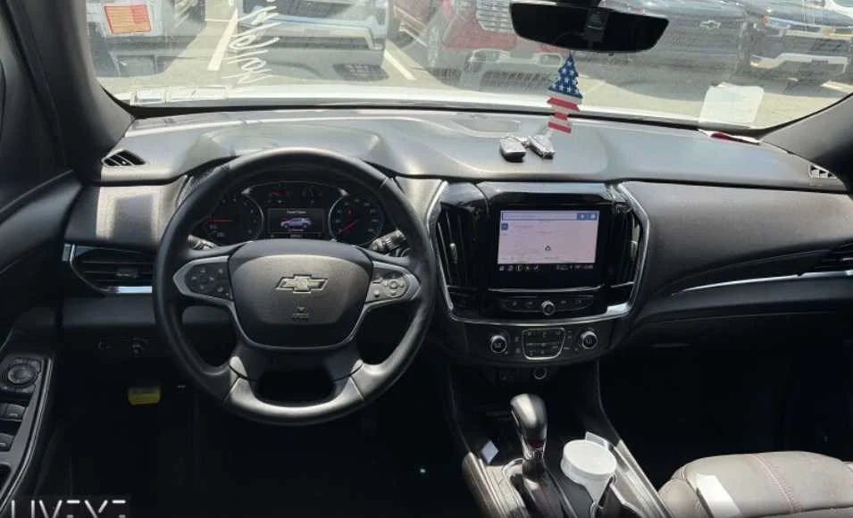 1GNEVJKW4PJ230800
