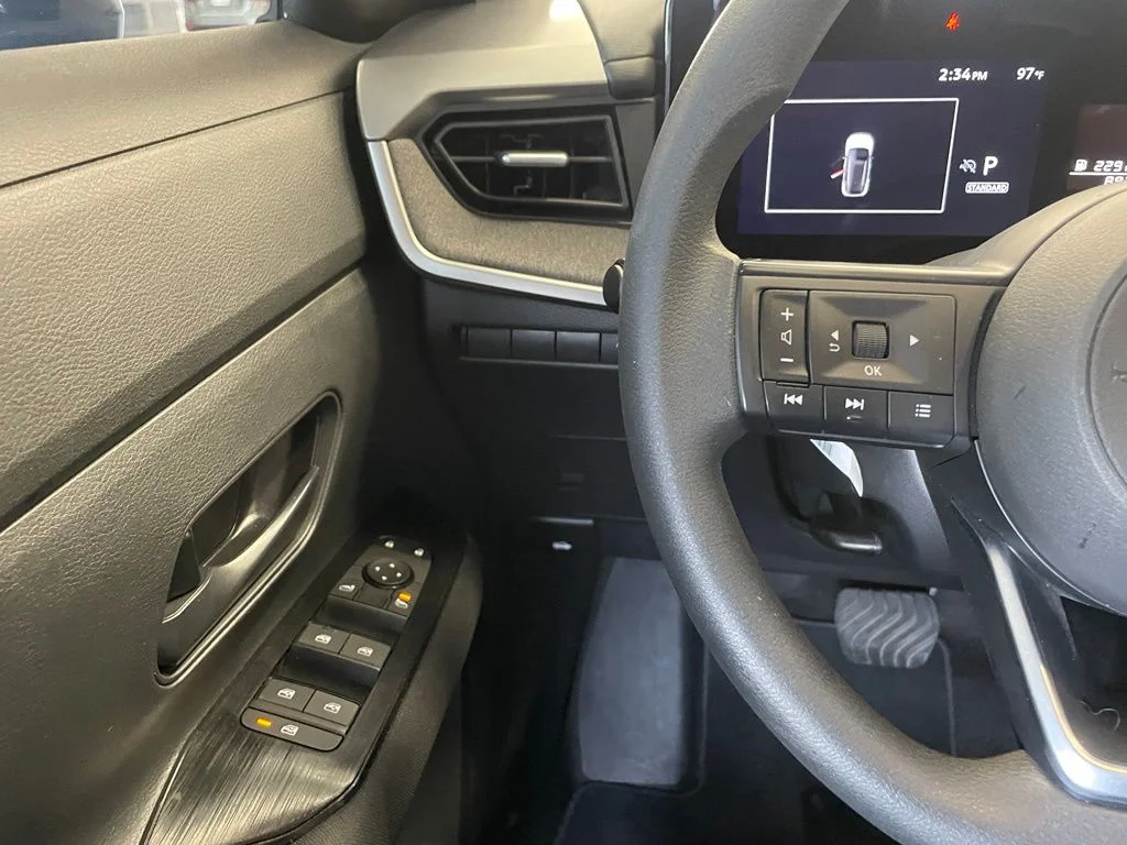 Used 2026 Gray Nissan S image 12
