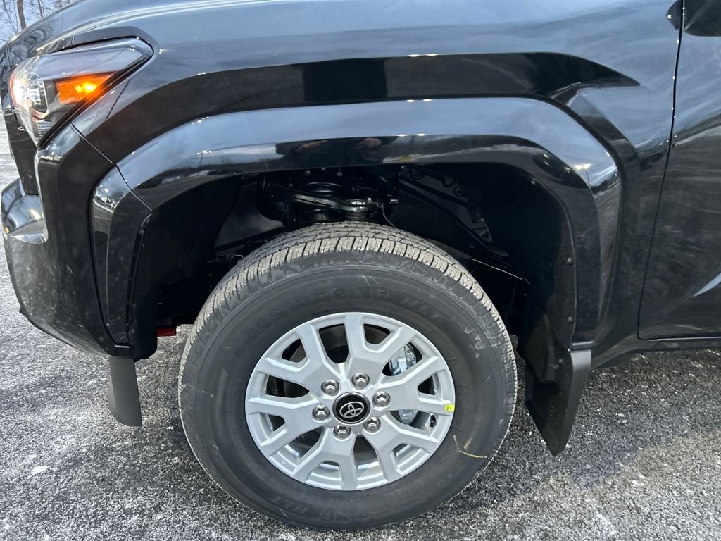 2026 Toyota Tacoma SR5 - Photo 28