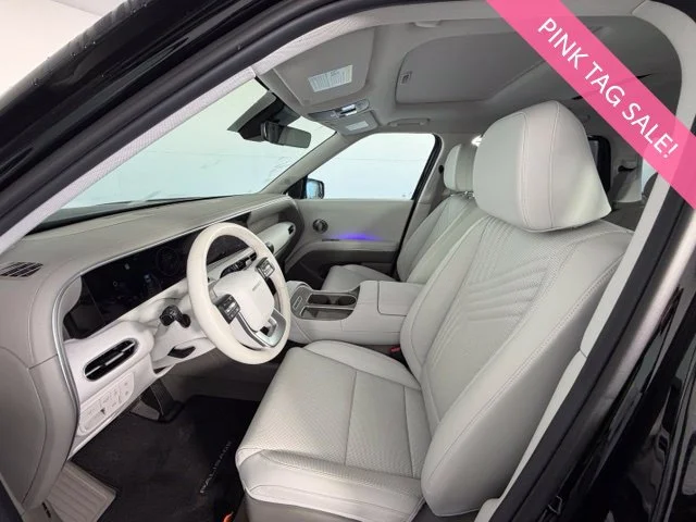 Used 2026 Black Hyundai SEL Premium image 17