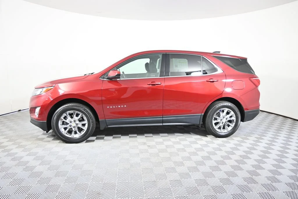 Used 2020 Chevrolet Equinox LT with VIN 2GNAXUEV1L6267470 for sale in Forest Lake, Minnesota