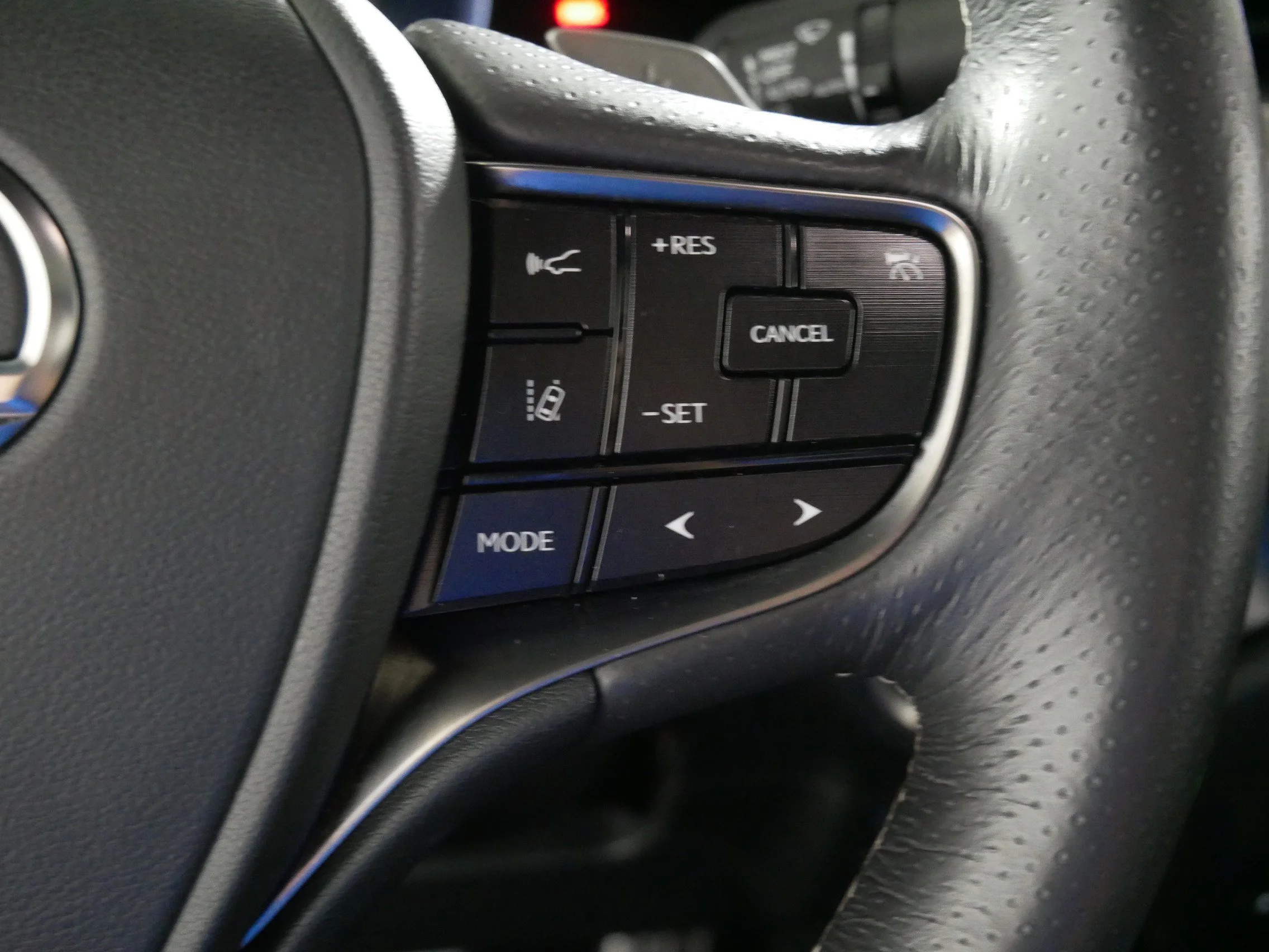Used 2020 Nebula Gray Pearl Lexus ES 350 F SPORT image 28