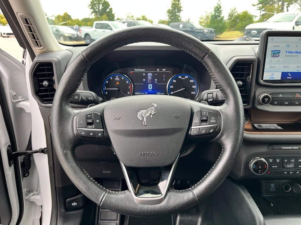 Used 2022 White Ford Badlands image 21