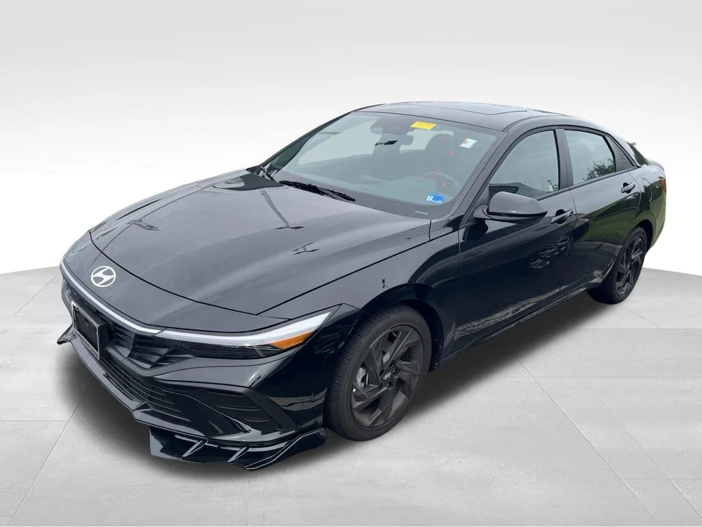 Used 2026 Black Hyundai SEL Sport image 14