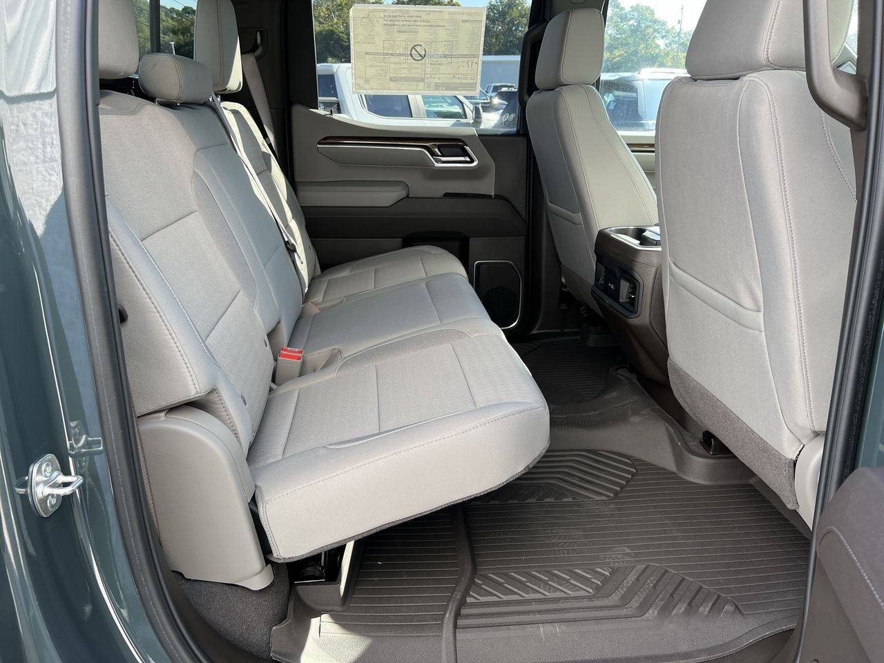 2025 Chevrolet Silverado 1500 LT - Photo 37