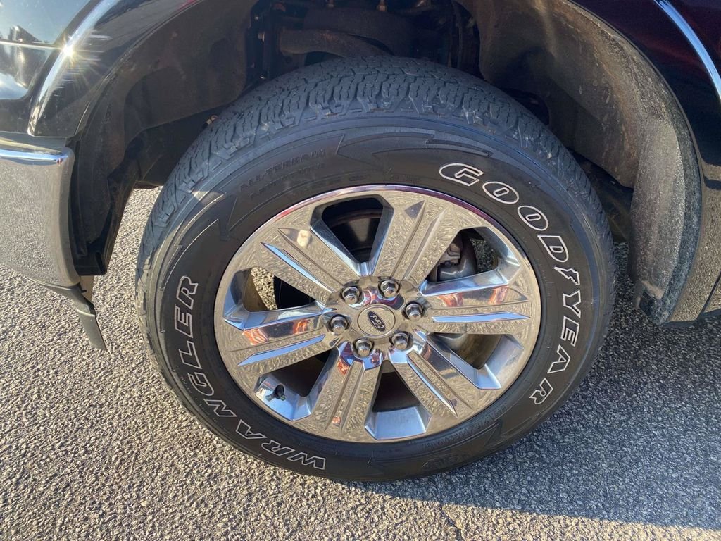 Certified Used 2020 Agate Black Metallic Ford Lariat image 4