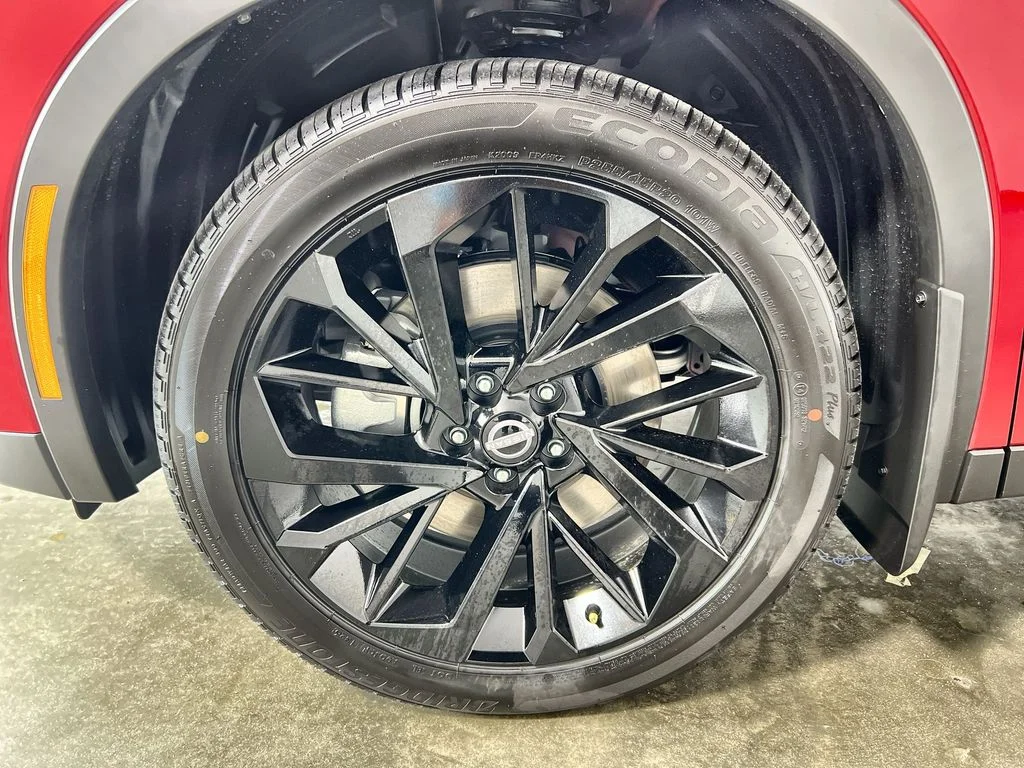 New 2026 Red Nissan SL image 18