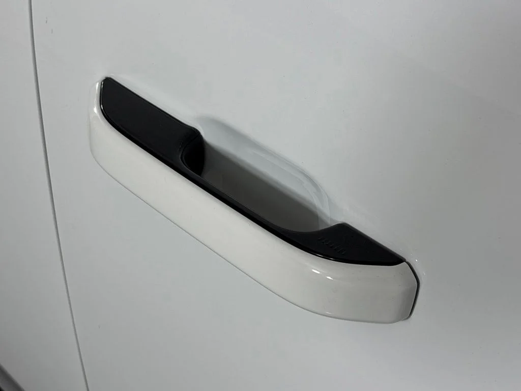 Used 2024 White Jeep Series II image 15