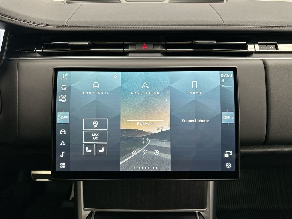New 2027 Fuji White Land Rover SE image 13