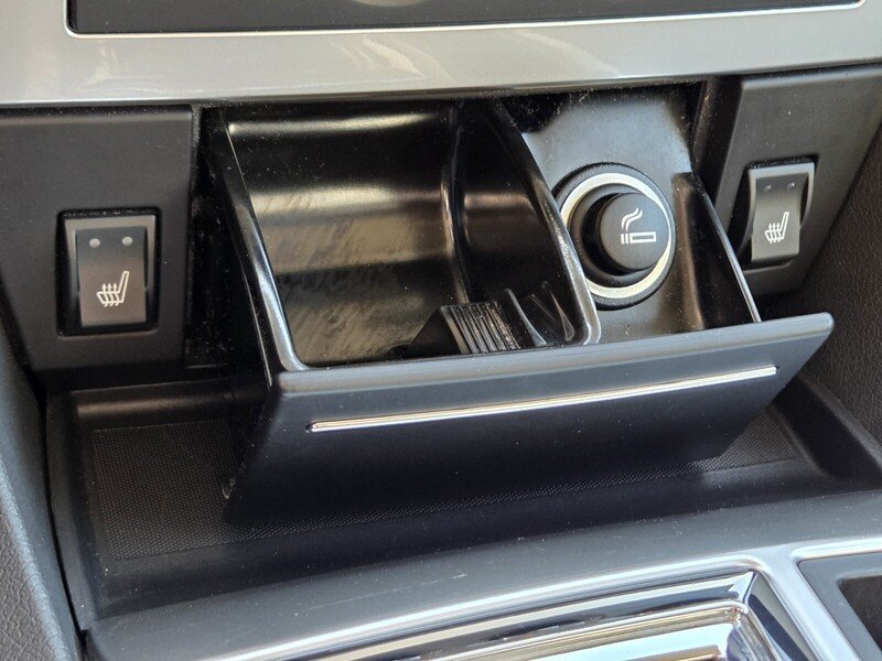 Used 2007 Black Dodge SRT8 image 33