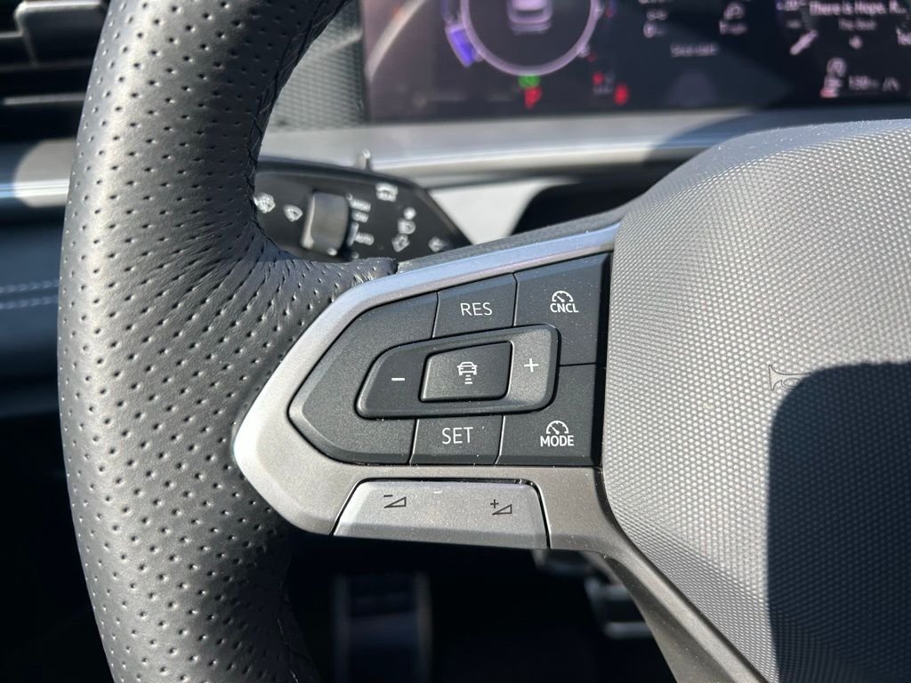 New 2026 White/off-white Volkswagen 2.0T SE R-Line Black image 18