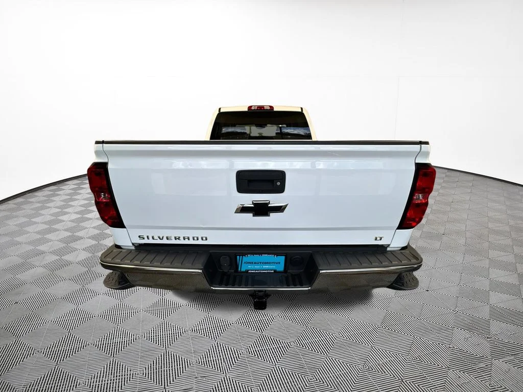 Used 2015 White Chevrolet LT image 10