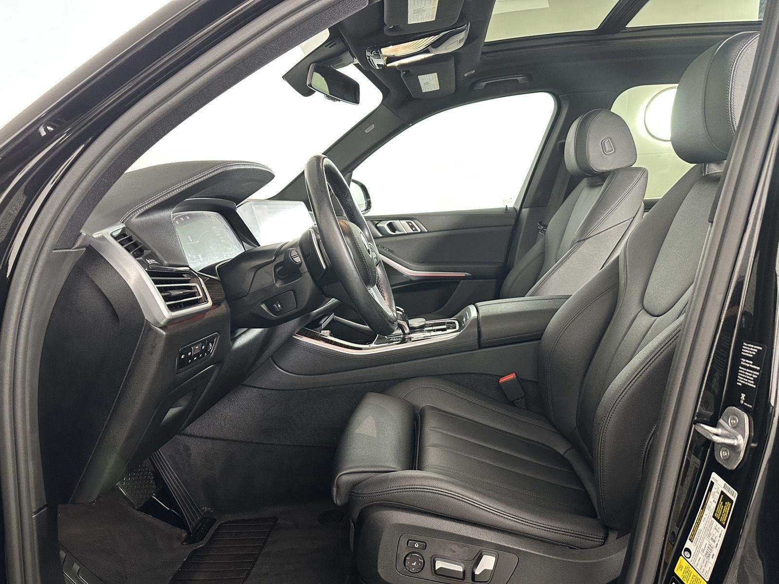 Used 2020 Jet Black BMW xDrive40i image 19