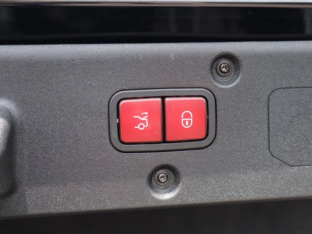 Used 2011 Black Mercedes-Benz CL 550 image 16