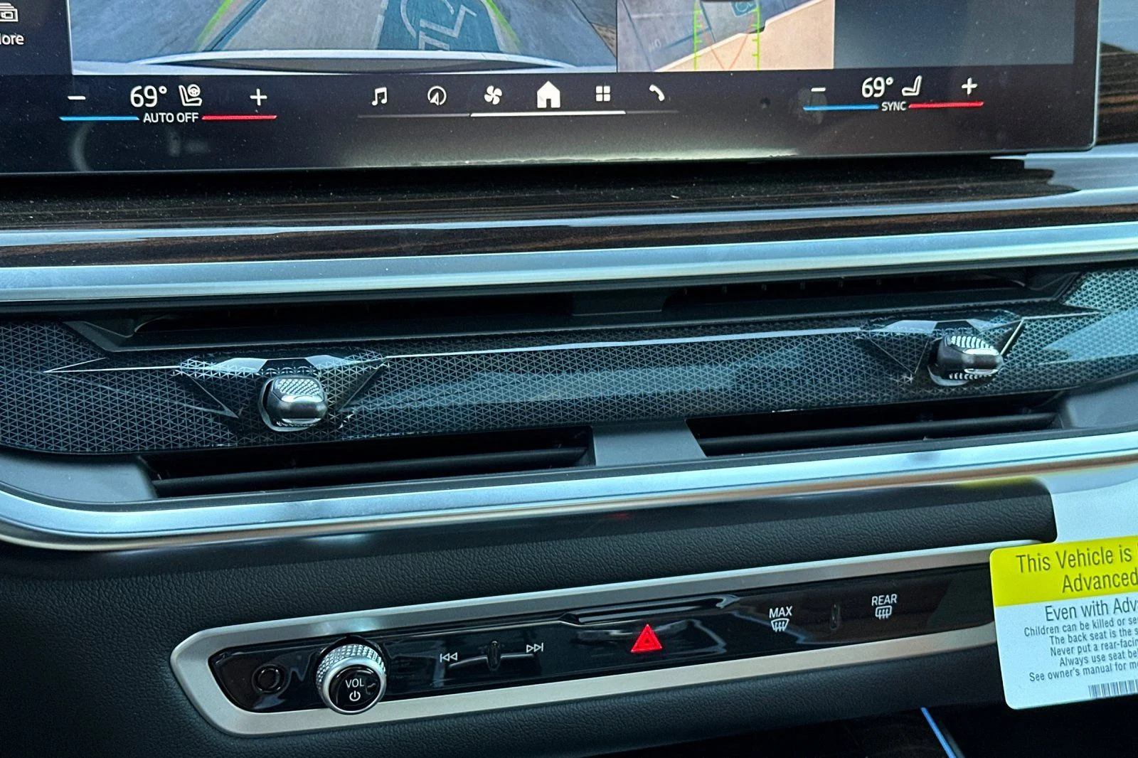 New 2026 Alpine White BMW xDrive50e image 18