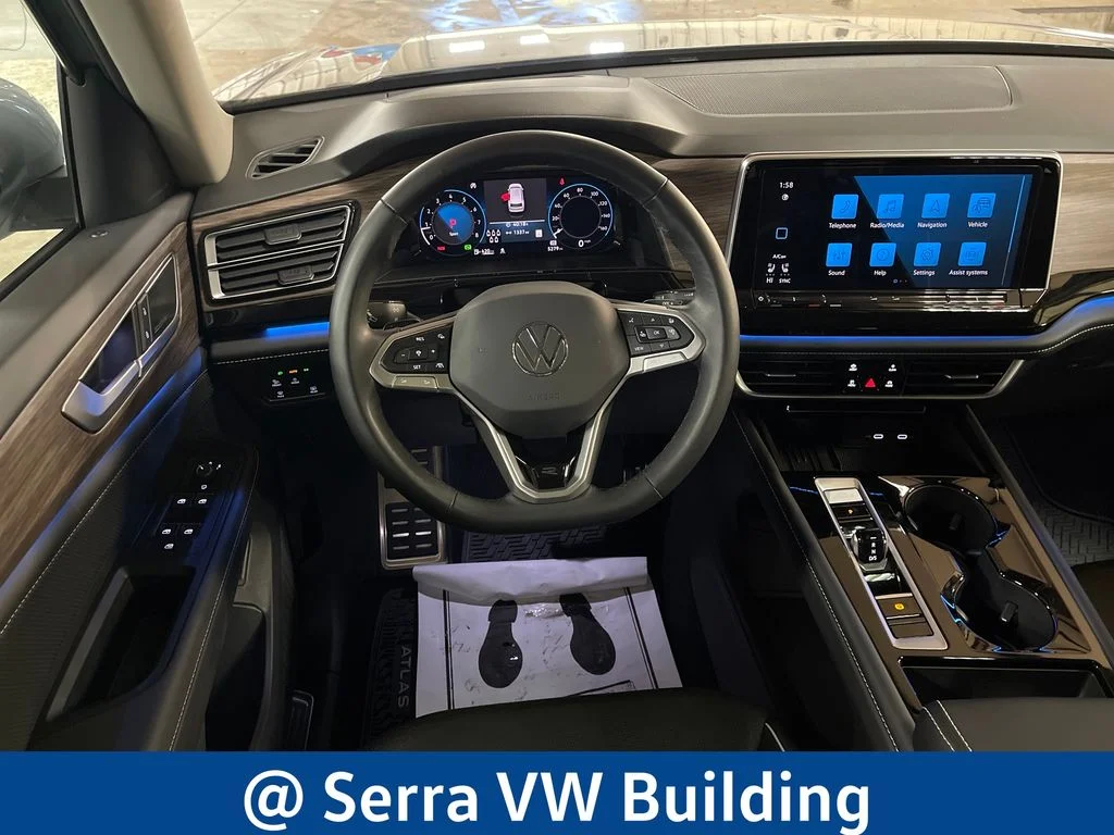 Used 2025 Silver Volkswagen 2.0T SEL Premium R-Line image 19