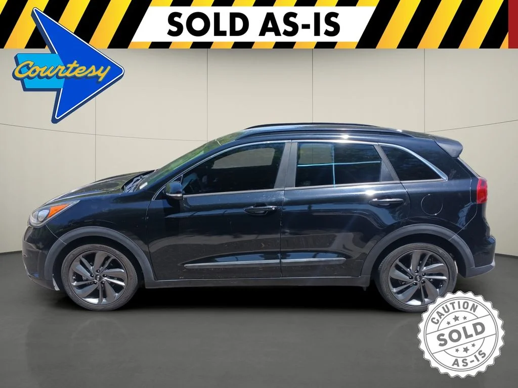 Used 2017 Black Kia EX image 4