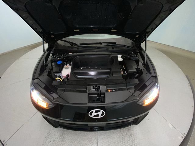 Used 2024 Black Hyundai SEL image 24