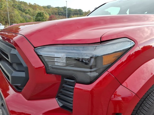 Used 2025 Red Toyota SR5 image 3