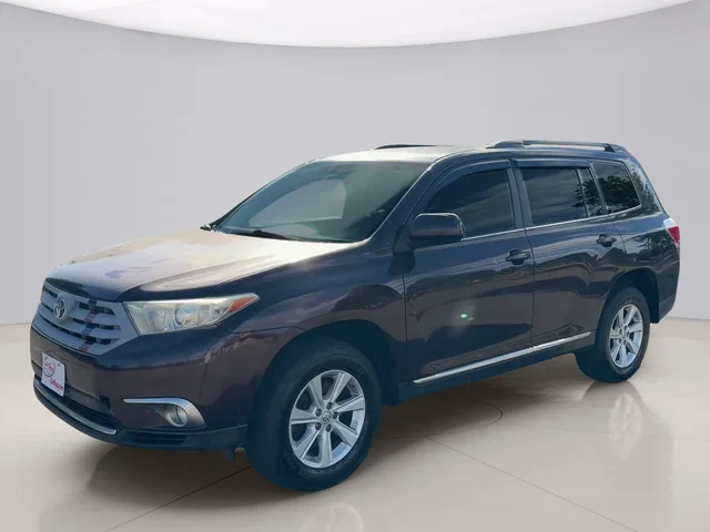 2013 Toyota Highlander PLUS