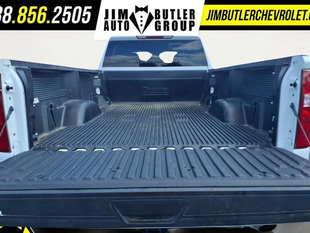 Used 2025 Summit White Chevrolet LT image 21