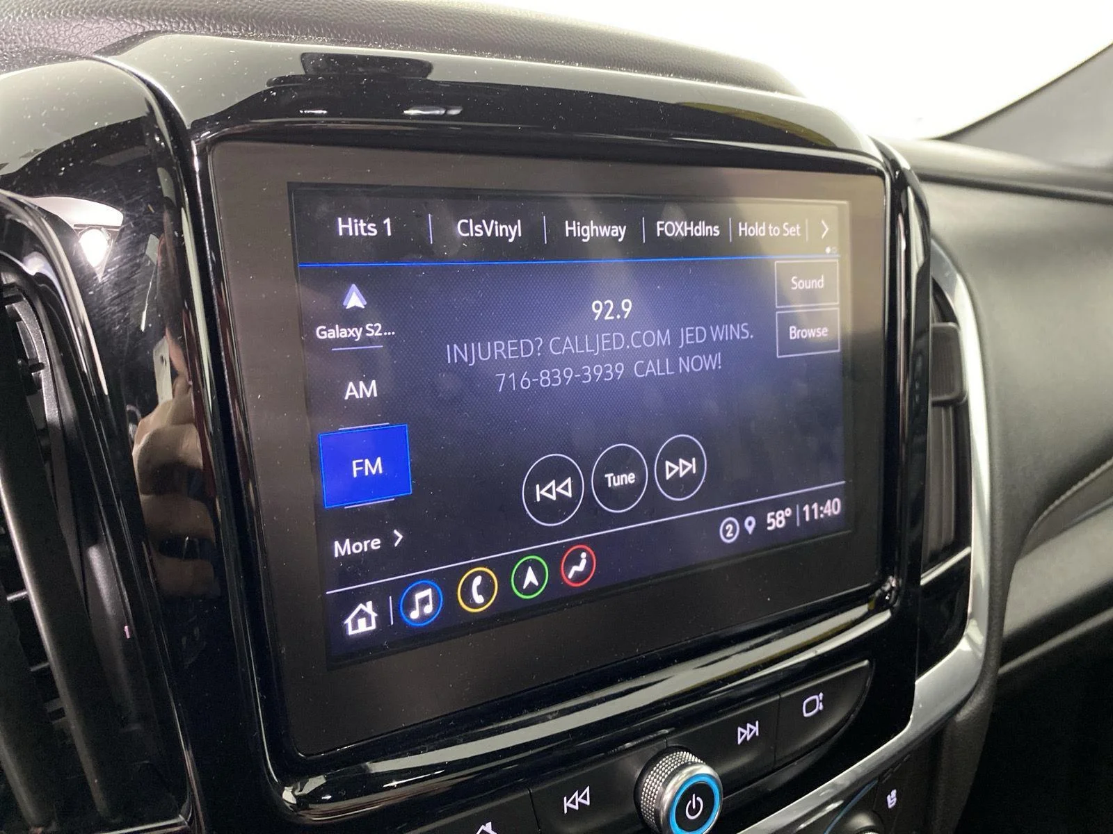 Used 2023 Iridescent Pearl Tricoat Chevrolet High Country image 20