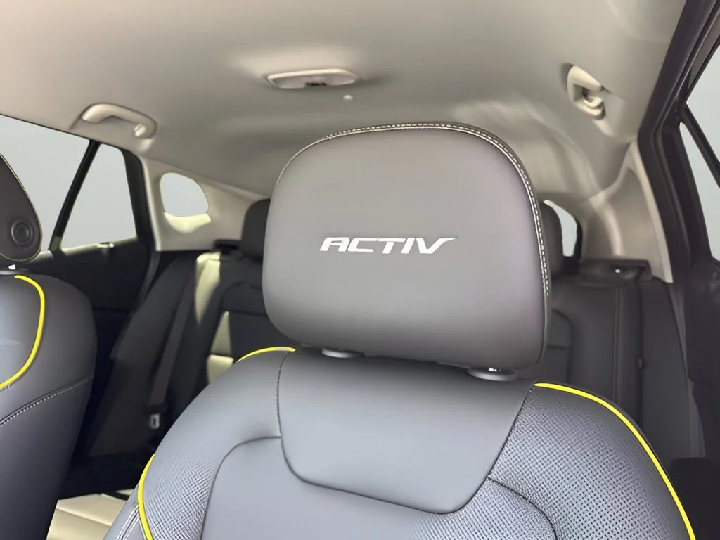 New 2026 Mosaic Black Metallic Chevrolet ACTIV image 14