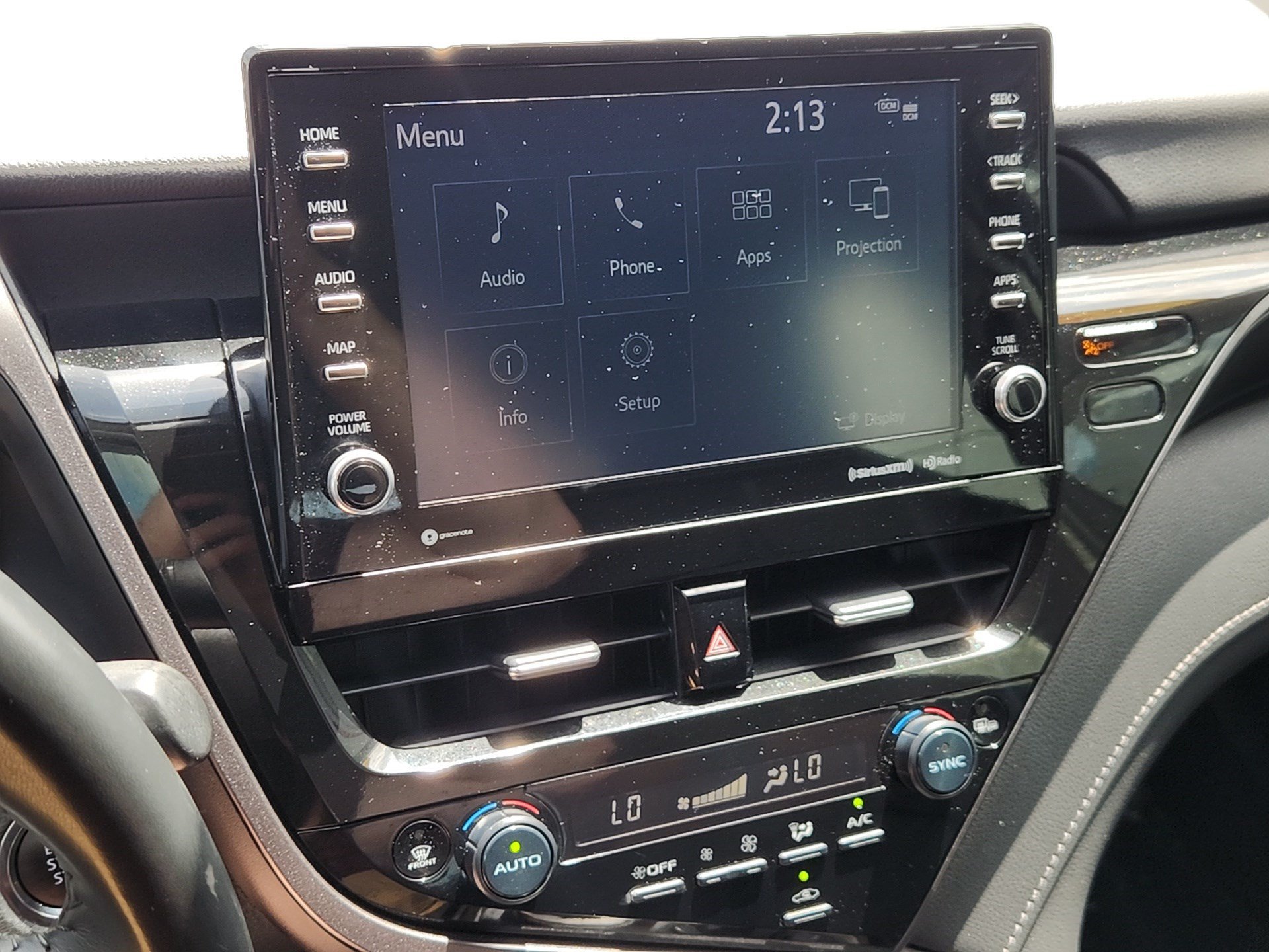 2022 Toyota Camry XLE - Photo 14