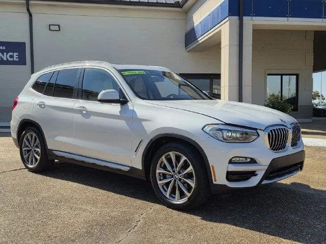 Used 2019 Mineral White Metallic BMW sDrive30i image 1